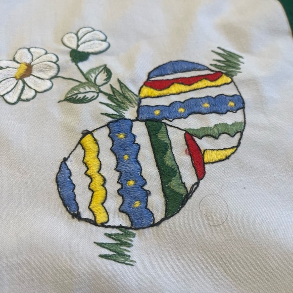 Easter/Spring table square - Picture 2 of 4